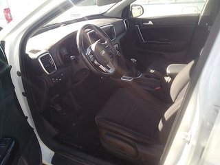 Kia Sportage 1.6 MHEV Black Edition 100kW (136CV) 4x2