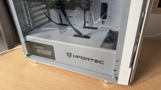 PC Nfortec 650W con Monitor