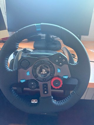 Volante Logitech G29 SE con pedales y embrague