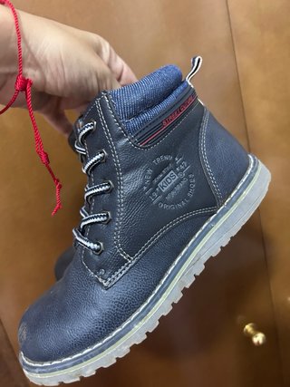 Botas niño talla 32