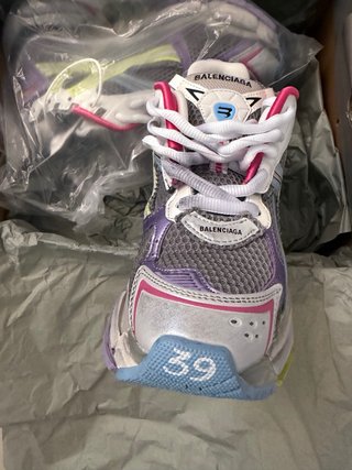 Zapatillas inspiración Balenciaga.NUEVAS