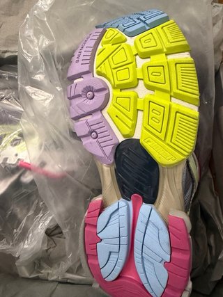 Zapatillas inspiración Balenciaga.NUEVAS