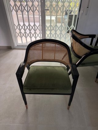 Juego de 4 Sillas Comedor Ratán y Terciopelo