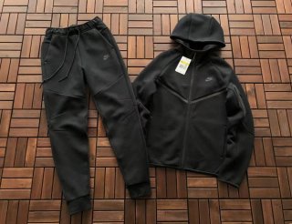 Chándal Nike Tech Fleece Negro