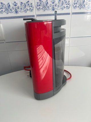 Cafetera Krups Dolce Gusto Roja