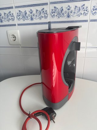 Cafetera Krups Dolce Gusto Roja