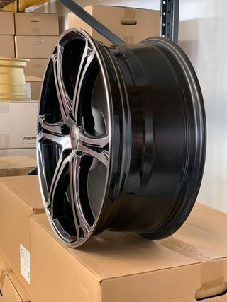 OUTLET!!! kosei BETA 7.5X18 5x100 et38 BFP