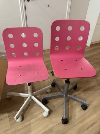 Sillas Rosas con Base Metálica Con ruedas.