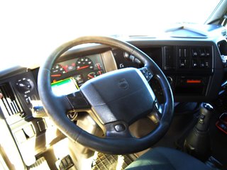 Volvo FH 540- CABEZA TRACTORA CON GRUA