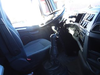 Volvo FH 540- CABEZA TRACTORA CON GRUA