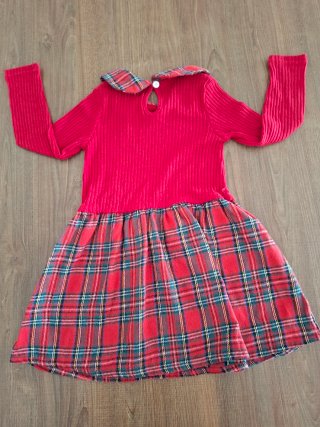 Vestido Rojo con Falda Escocesa Talla 6