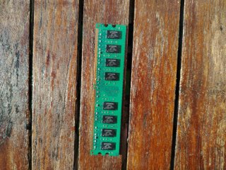 Memoria RAM DDR2 2GB Kingston (KVR800D2N6/2G)