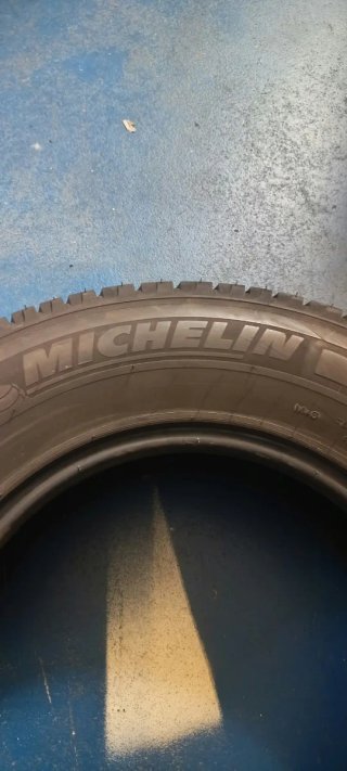 Neumáticos 225/75 R16C Michelin