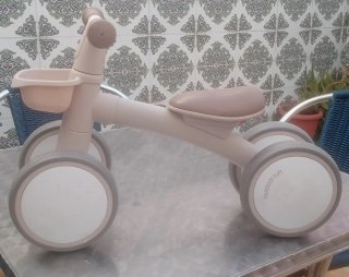 Bicicleta de equilibrio para bebés