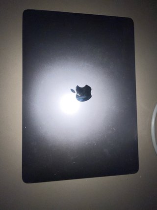 MacBook Apple