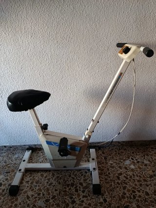 Bicicleta Estática Blanca