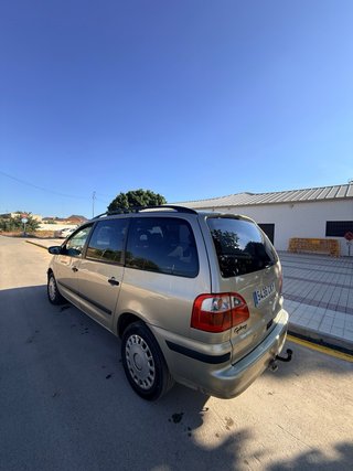 Ford Galaxy 2004