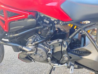 Ducati Monster 1200