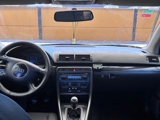 Audi A4  1.9 130CV