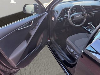 Kia Niro 1.6 GDi HEV 104kW (141CV) Concept