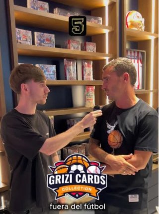 JOYA FIRMADA COMO JUGADOR DE ORLANDO GRIEZMANN