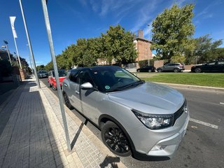 SsangYong Tivoli 4x2 premium  2016