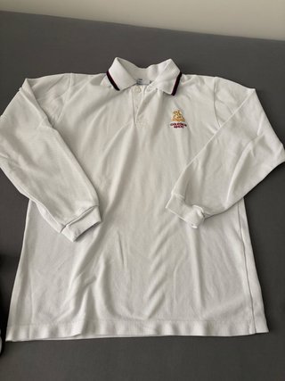 Polo Colegio Sagrada Familia Niño