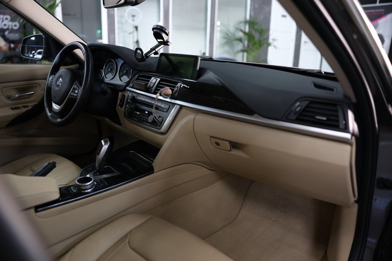 BMW Serie 3 2013, foto 26