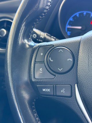 Toyota Auris 2015