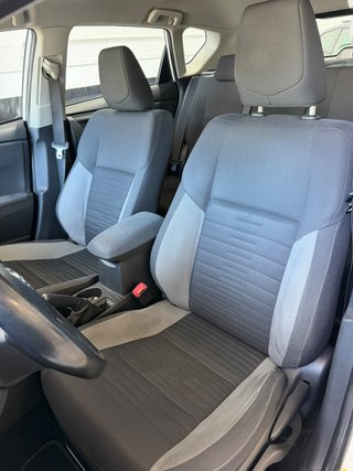Toyota Auris 2015