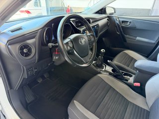 Toyota Auris 2015