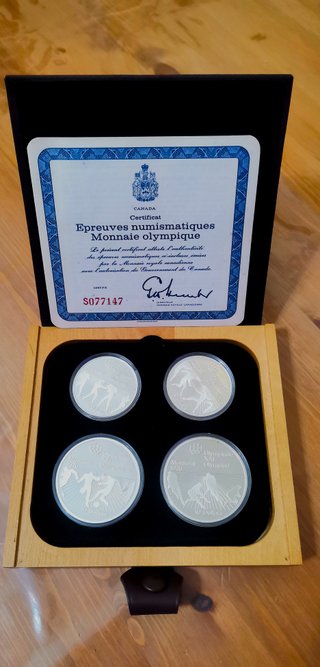 Olimpiadas Montreal 1976 Monedas. Estuches Plata.