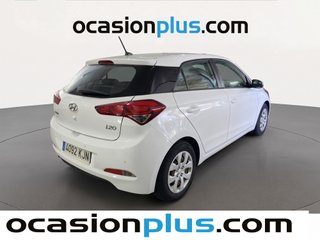 Hyundai i20 1.4 MPI Link Auto 74 kW (100 CV)