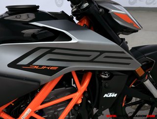 KTM 125 DUKE -APTA B Y A1-