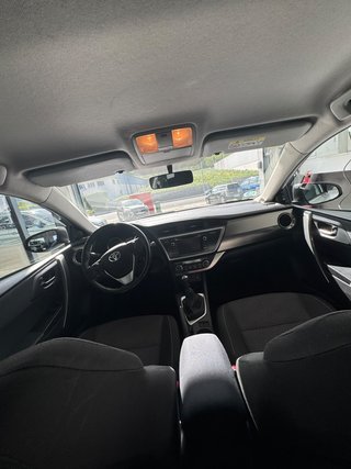 Toyota Auris 2013