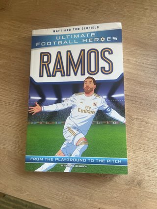 Libros de futbolistas Yamal, Ramos, Zidane,Vini jr