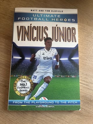 Libros de futbolistas Yamal, Ramos, Zidane,Vini jr