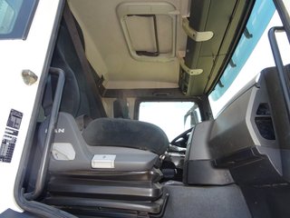 MAN TGX 26 480-CAMIONES GANCHO+GRUA