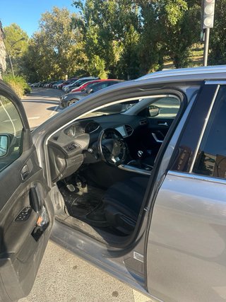 Peugeot 308 2016