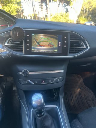 Peugeot 308 2016