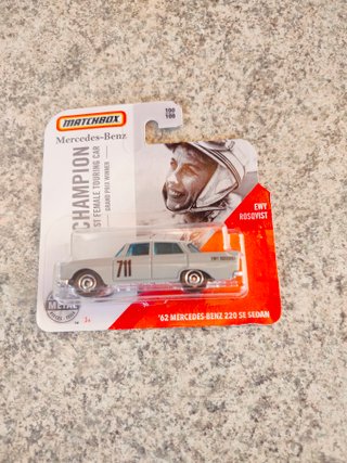 Matchbox '62 Mercedes-Benz 220 SE Sedan