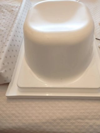 Bañera para bebé blanca y cambiador/colchoneta