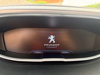 Peugeot 5008 1.2L PureTech Allure 130cv 7 plazas