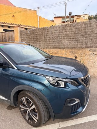 Peugeot 5008 1.2L PureTech Allure 130cv 7 plazas