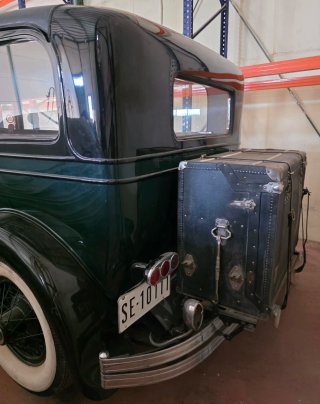 Chrysler series 80 Imperial Sedan  1928