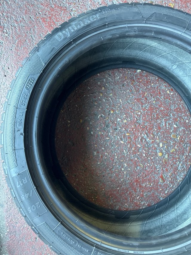 2 Neumáticos KLEBER DYNAXER HP5 205/45R17 88Y