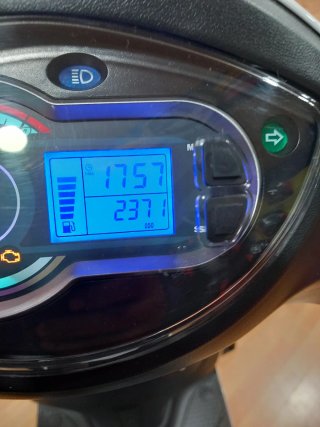 Scooter 125, monoplaza especial para reparto