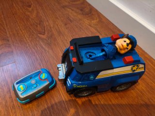 Coche Teledirigido Chase - Patrulla Canina.