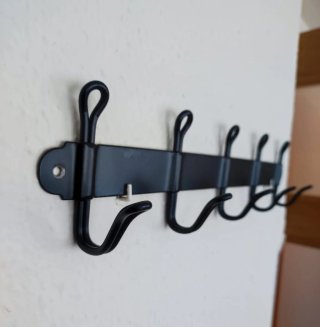 Perchero de Pared Metálico Negro