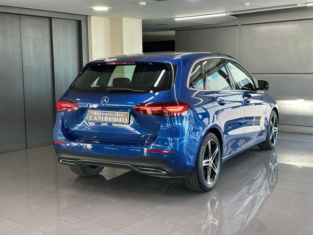 Mercedes-Benz B220 4 MATIC MICROHIBRIDO B220 4 MATIC MICROHIBRIDO